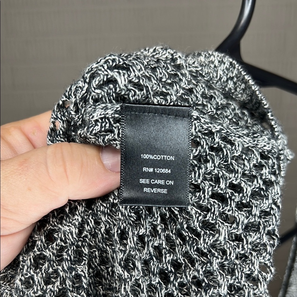 Torrid Gray Knit Sleeveless Top - Picture 3 of 3